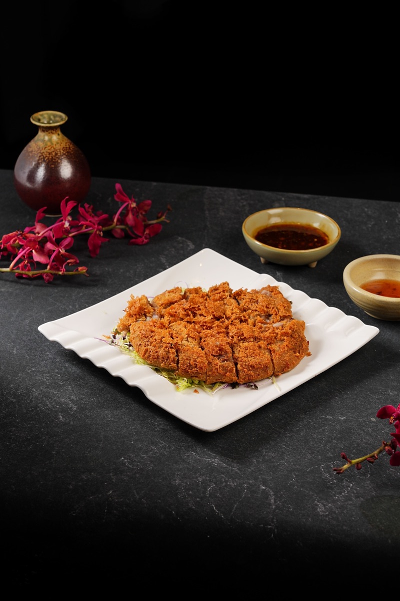 招牌料理:荔茸香酥鴨
